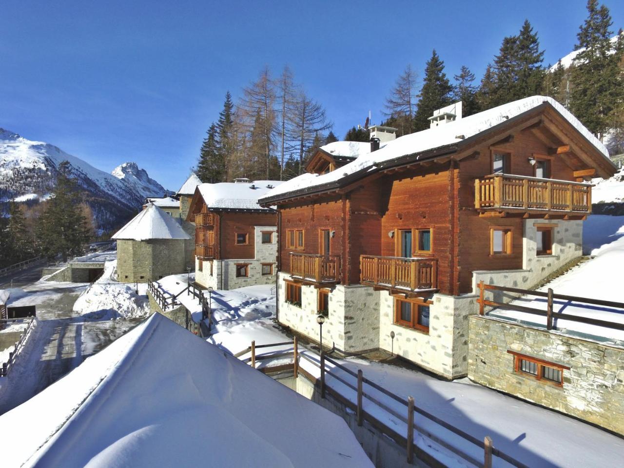 Chalet Selva Apartment Isolaccia Exterior photo